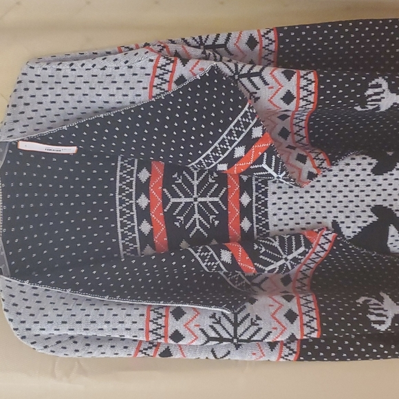 Winter cardigan with beautiful print - Picture 4 of 5